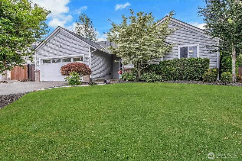 Welcome Home to This Beautiful 3 Bedroom Rambler w/Den/Office That Included Closet, Can Be Use As Anything!