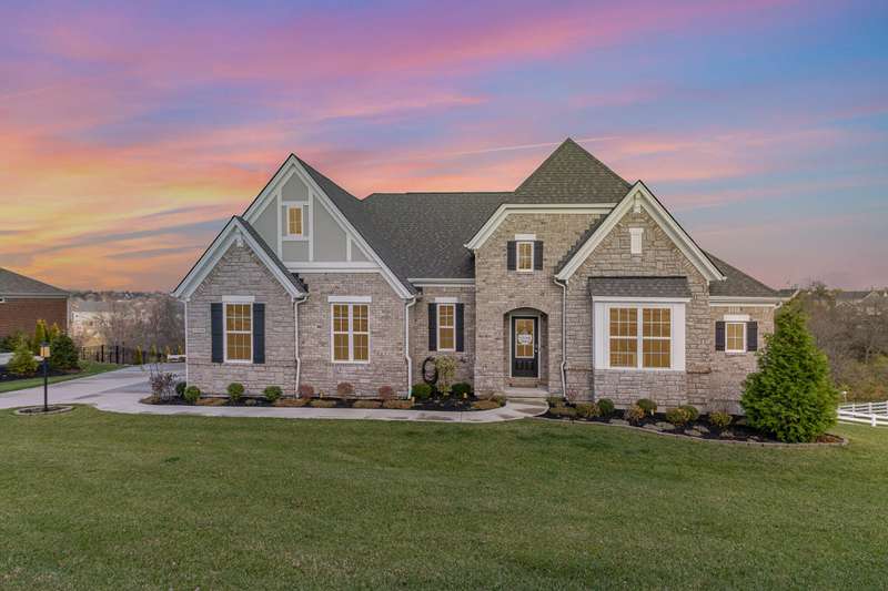 001_1890_williams_rd_01-edit2_671