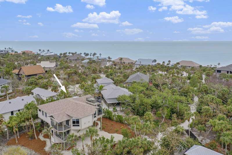 Sun deck with fabulous Gulf views!