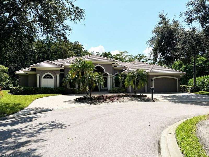 Welcome home! View of front of property