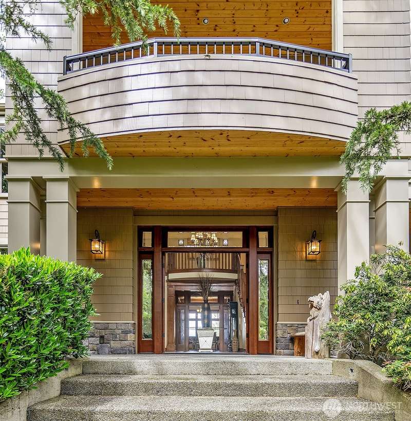 Come in the Grand Entrance