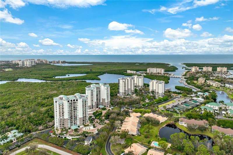 445 Cove Tower Dr #1603 Naples FL 34110