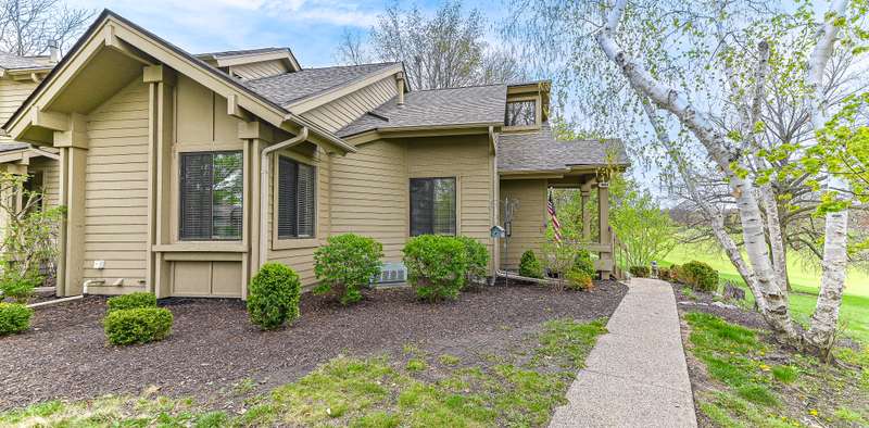 901 Duck Pond Rd