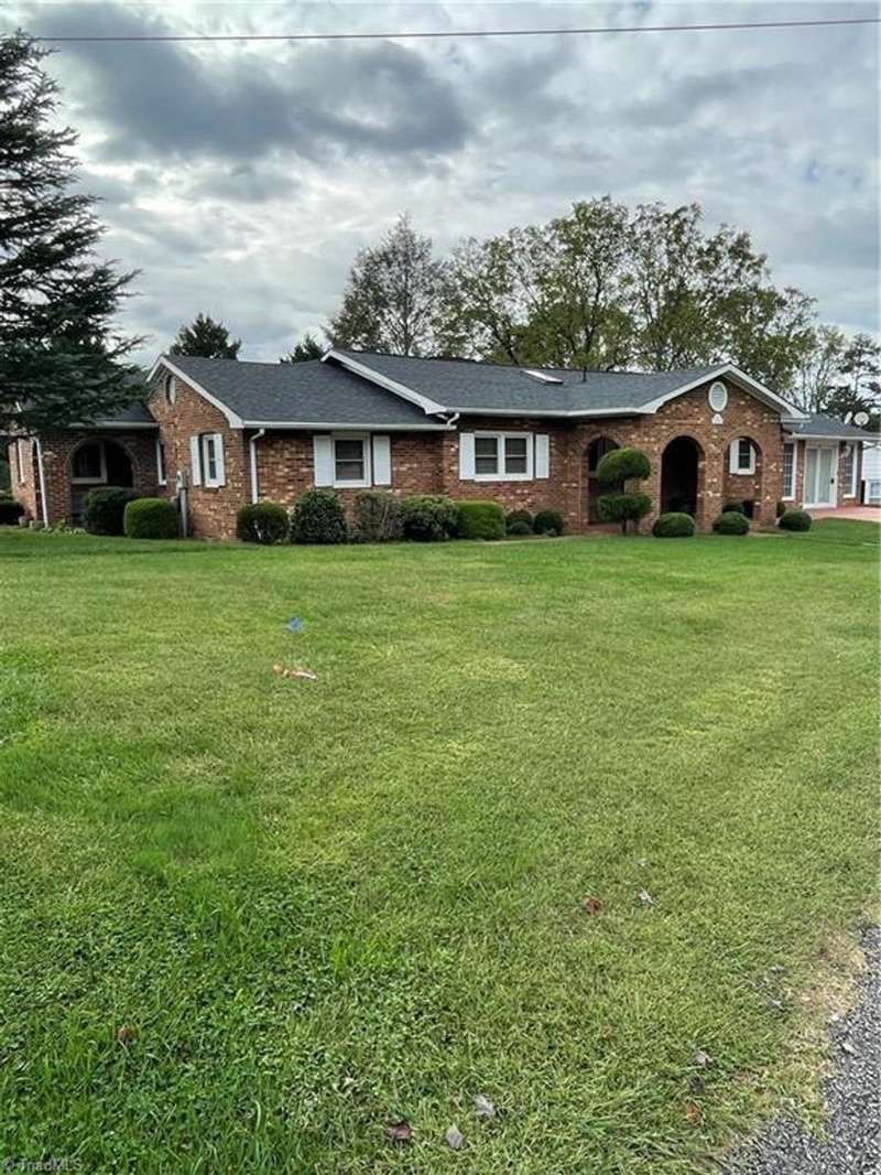 House from Circle St