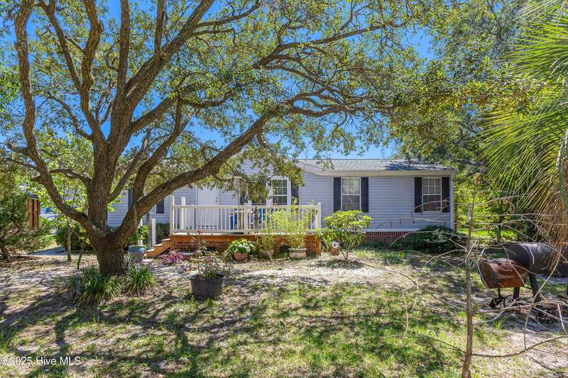2673 White St Front