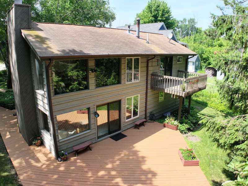 4992 Lake Bluff Rd.