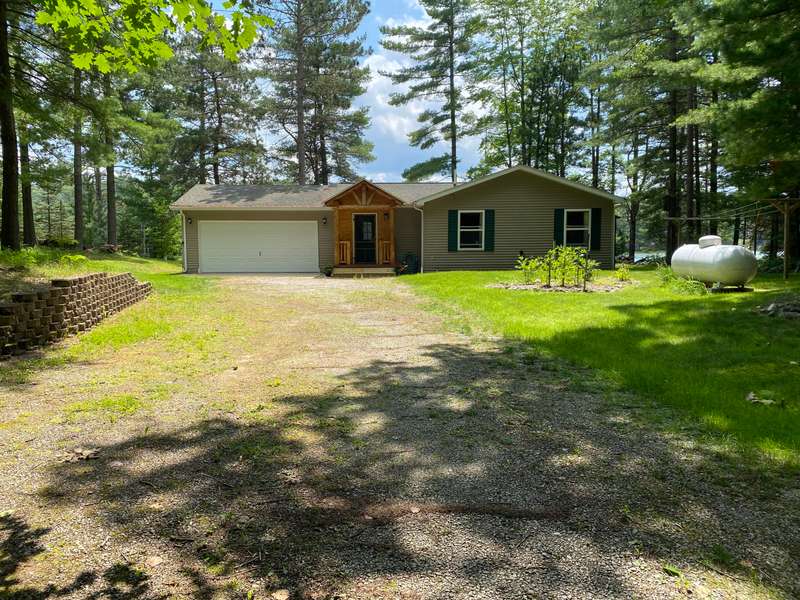 A2E9020F-0287-4BC2-8576-6BC323