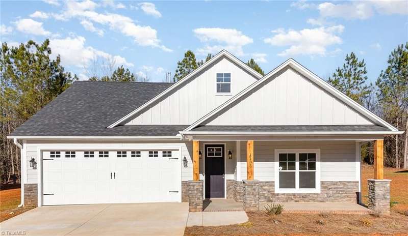 Welcome to home to Sunset Pointe!