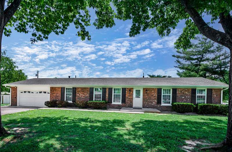 Boxwood Ct 4