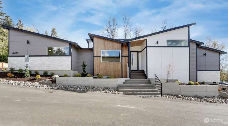 *Photos of Model Home* Welcome to River Rock Auburn ? D Moore Builder of Dreams ? 1-Story Floorplan