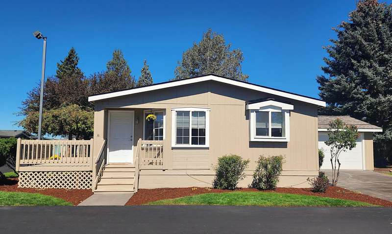 Welcome to Snowberry Village #73!