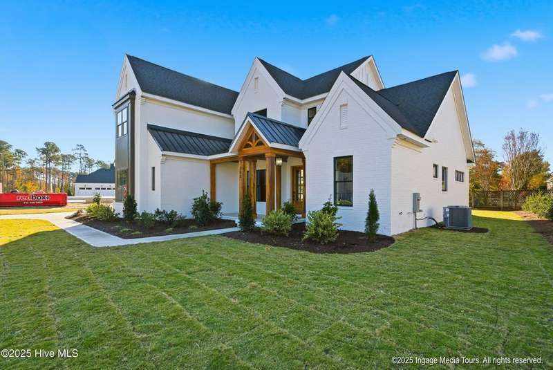 20251106 MLS K_Duncan 700 Remington Dr G