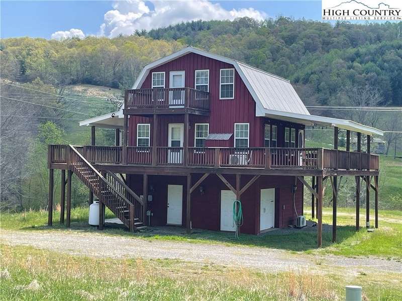Welcome to 4878 Big Peak Creek!