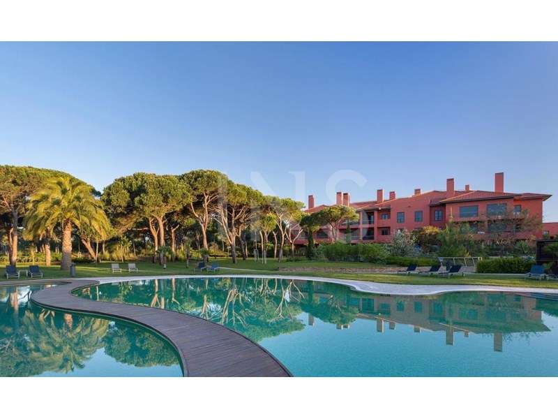 Apartamento T3 duplex para venda em condomnio de luxo na Quinta da Marinha em Cascais