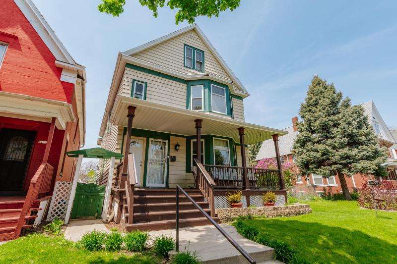 2159 S 11th St-4