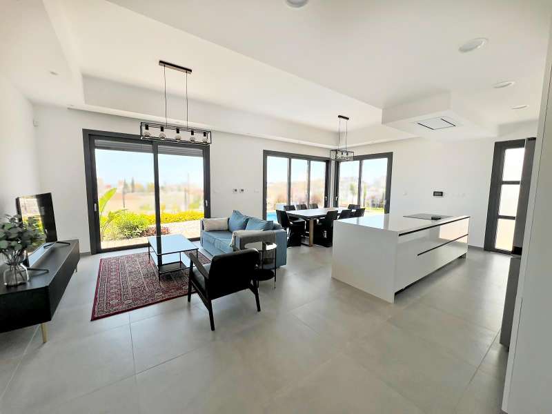 Modern Sophisticated House Image