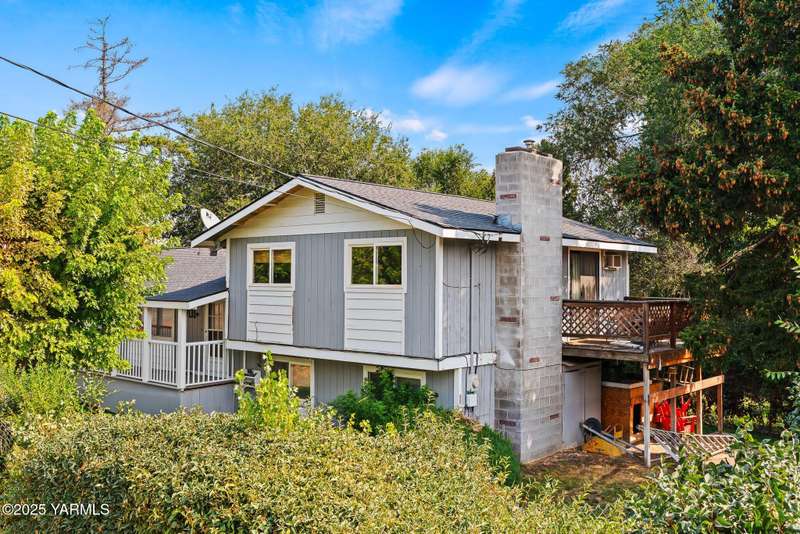 mls_701 S 5th St Update-4