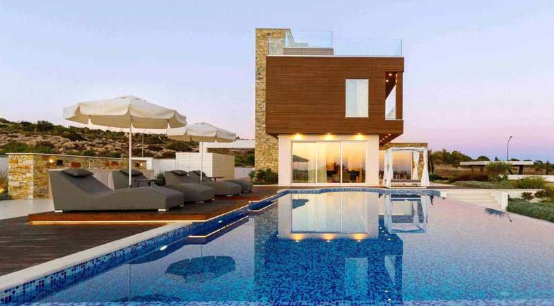 Villa with Unobstructed Sea View Image