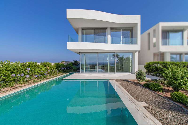 Beachfront Masterpiece Image