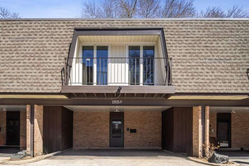 Entrance | 2 Car Carport