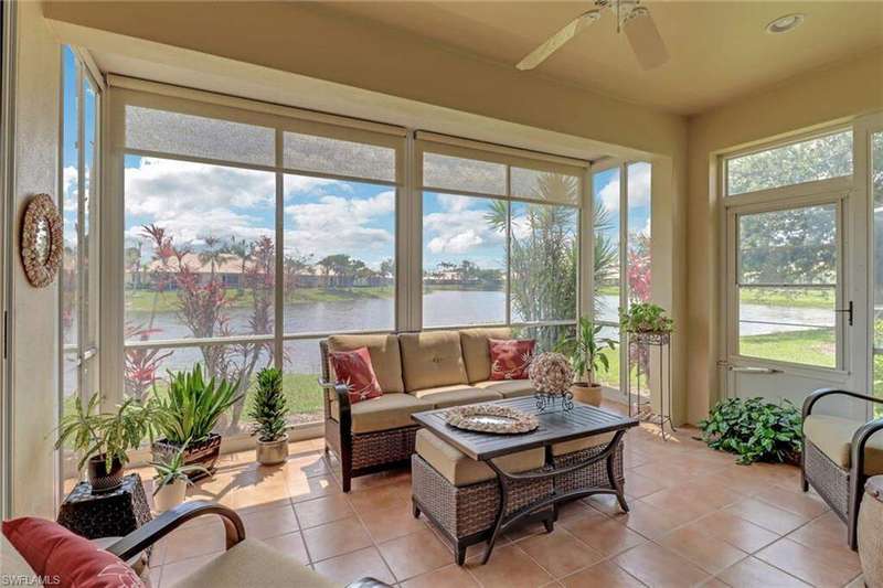 BRIGHT AND SPACIOUS EXTENED LANAI