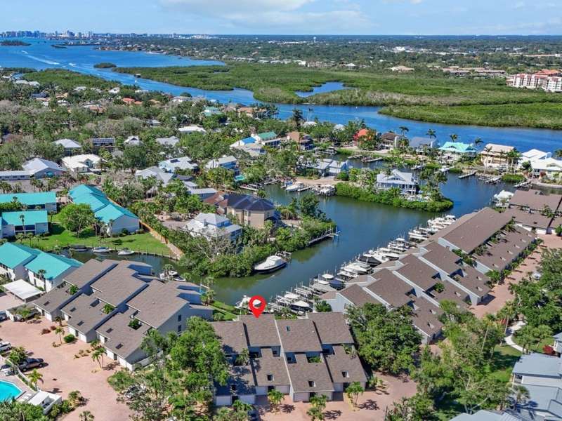 1233 Dockside Pl