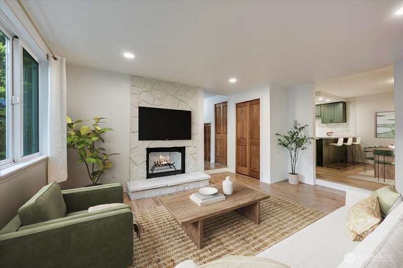 Family Room / Entrance