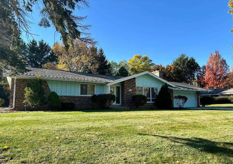 Sprawling Brown Deer Ranch