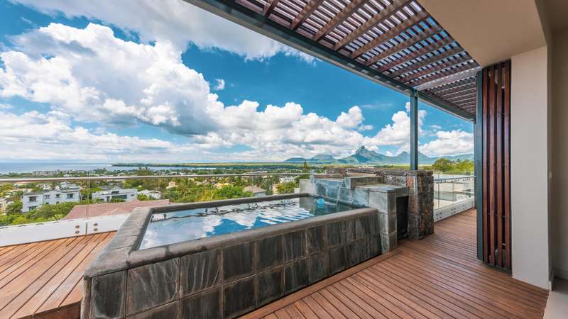 VILLA PARKLANE 4040  PENTHOUSE CARLOS BAY SAMUEL1