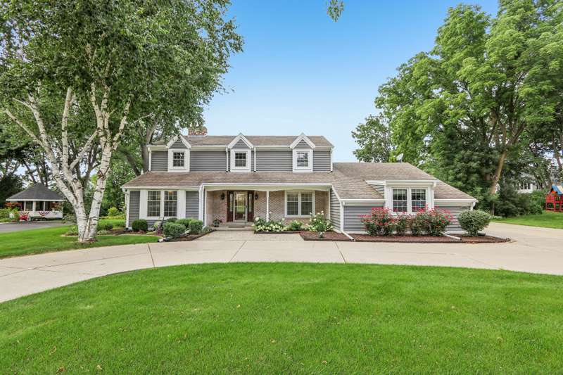 WELCOME HOME!