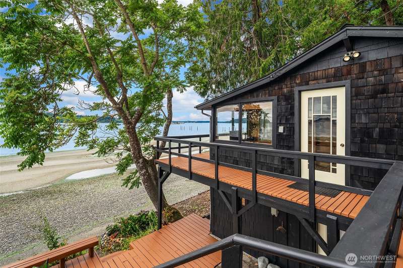 Built in 1927 and updated through the decades, this house comfortably connects you to the the beauty of Island living.