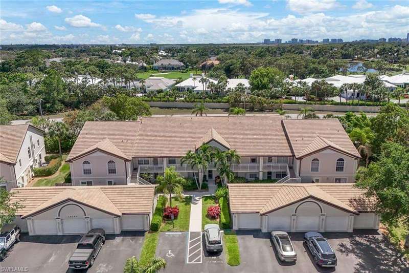 Gated enclave offering 3/2 with garage