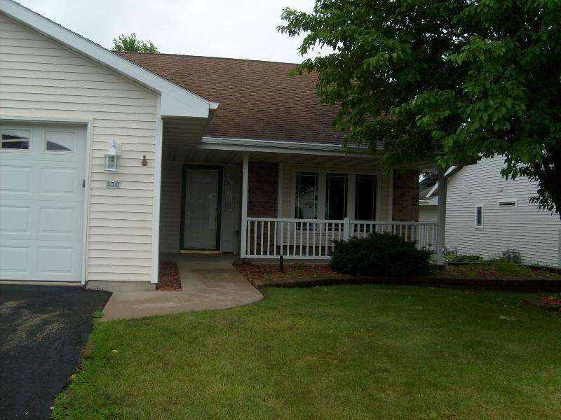 FRONT OF CONDO