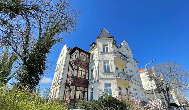 VON POLL Immobilien