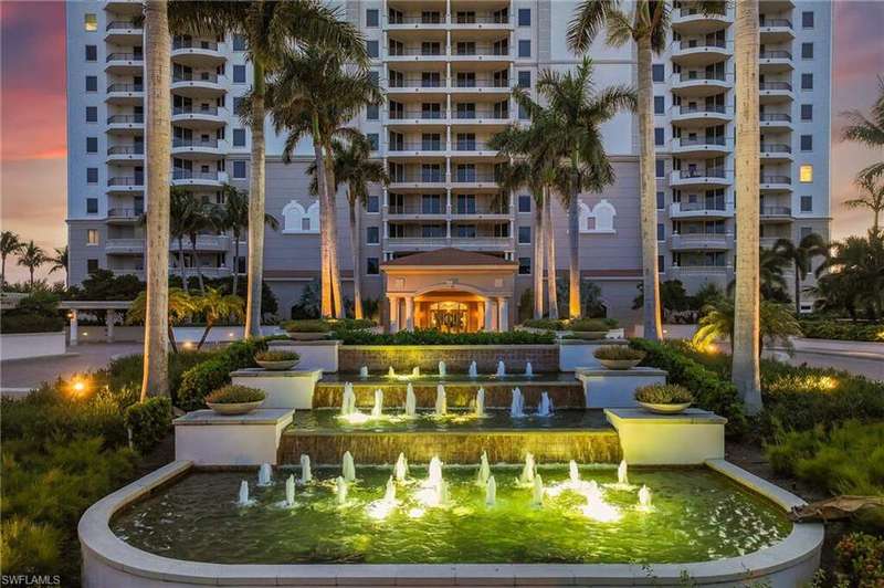 Front Entry to Florencia