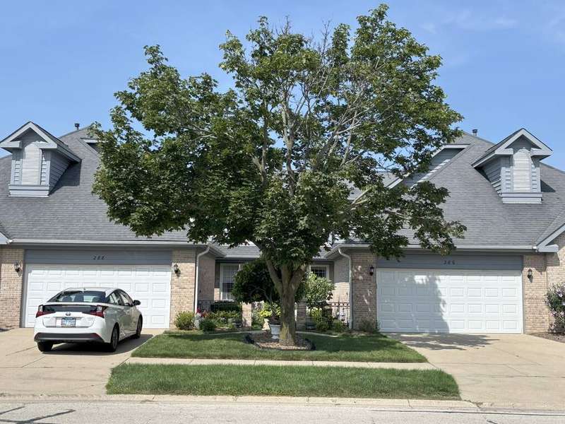 Front of 288 and 286 Benton