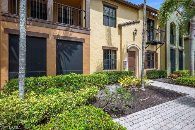 View of exterior entry featuring stucco siding