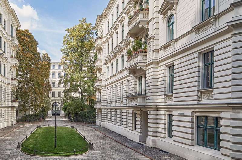 Riehmers Hofgarten - Courtyard