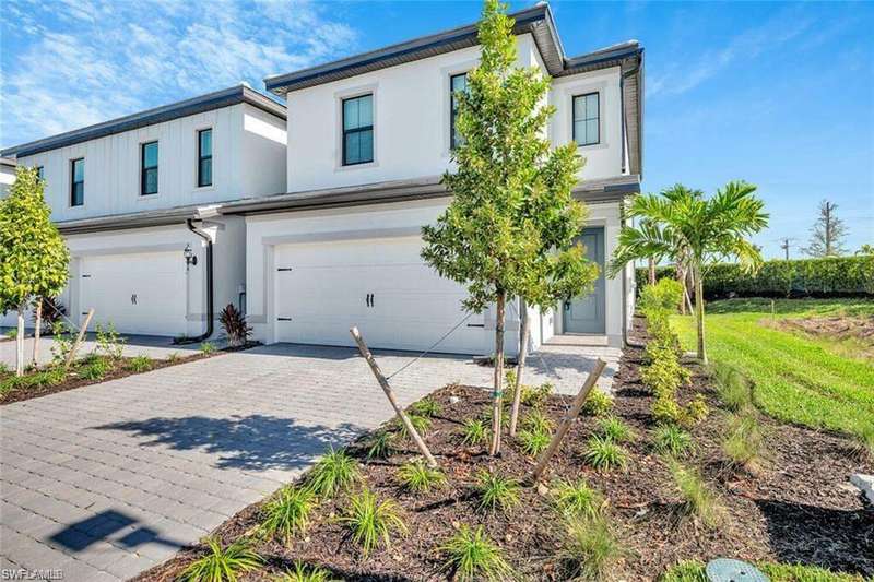 2 Car Garage