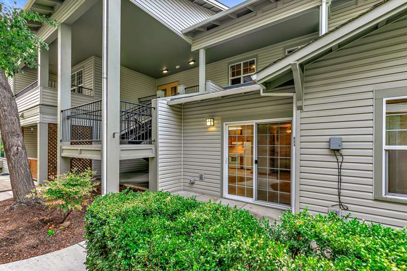 923 Mountain Meadows Circle, Ashland, OR