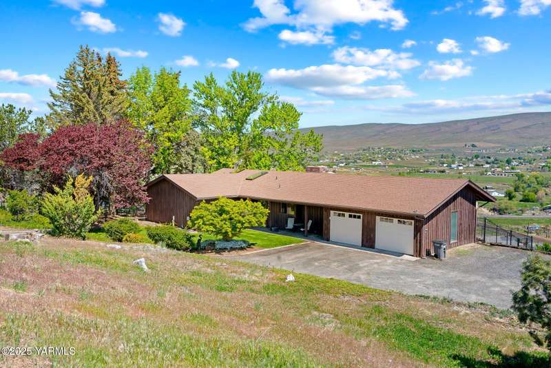 190 Sagewood Dr-1