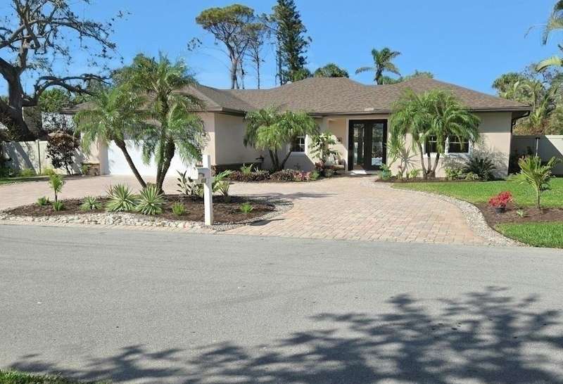 Beautiful curb appeal front