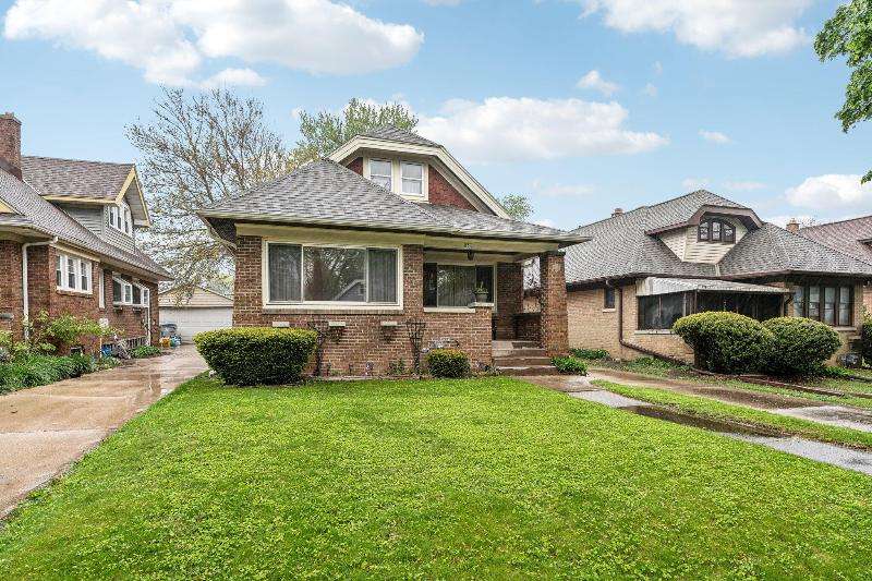 1-web-or-mls-E Van Beck Ave-2105-001
