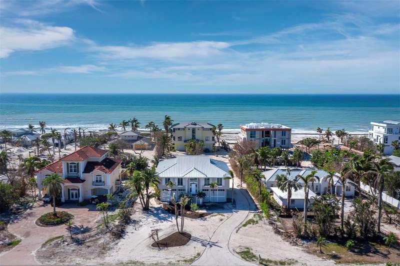 Welcome to your island paradise located at 6473 Gulf of Mexico Drive!