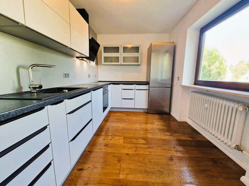 20250806_090212-logo