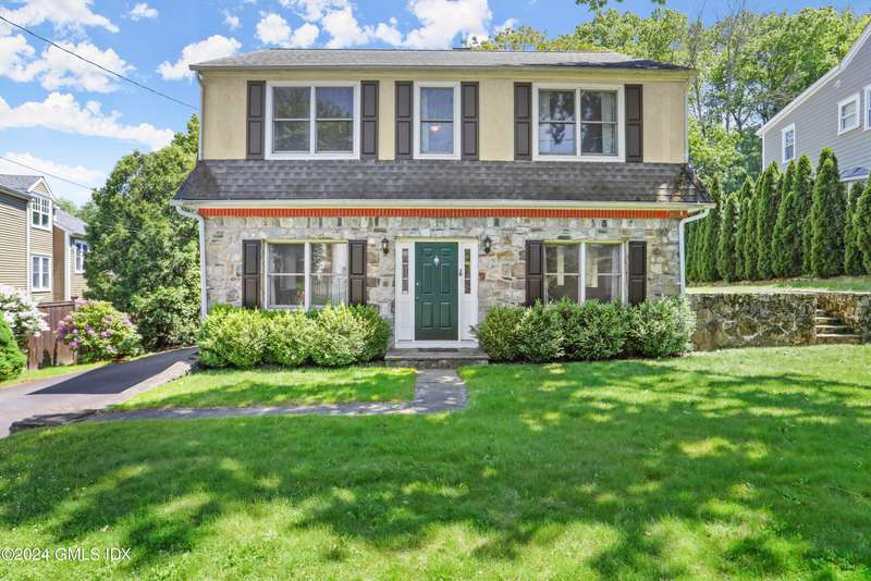 24 Sunshine Ave Riverside CT-print-024-0