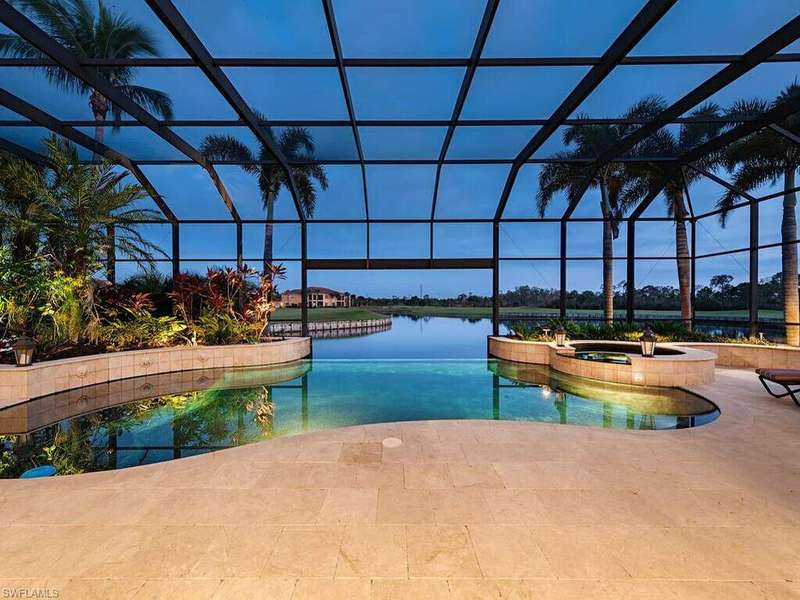 Peaceful twilight on the lanai................