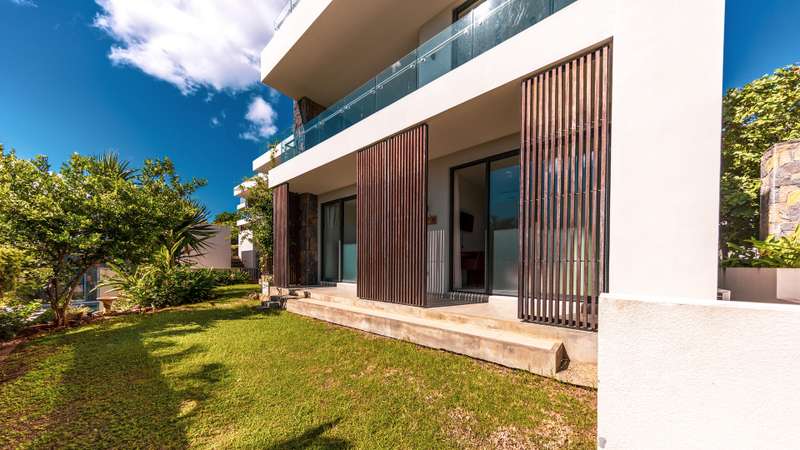 VILLA PARKLANE 6160  CARLOS BAY B214