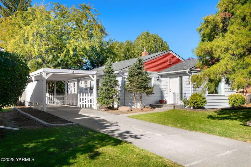 VP_251014_21ave_Yakima_01