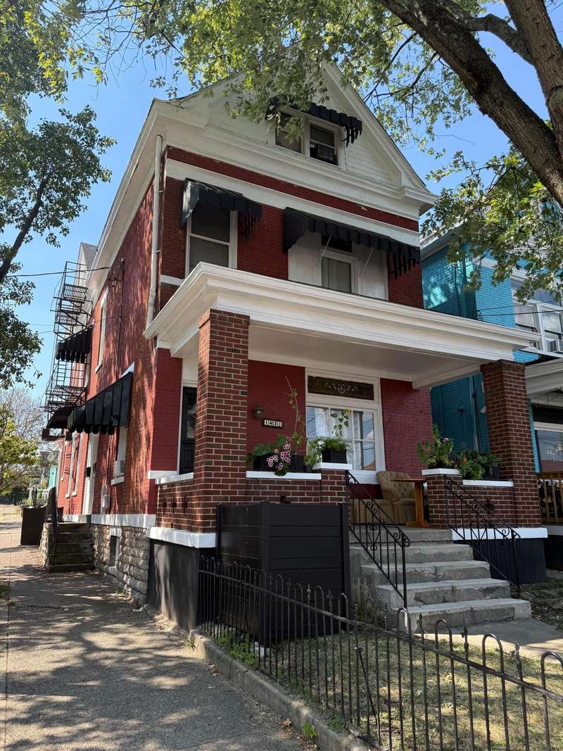 1451 Madison 1